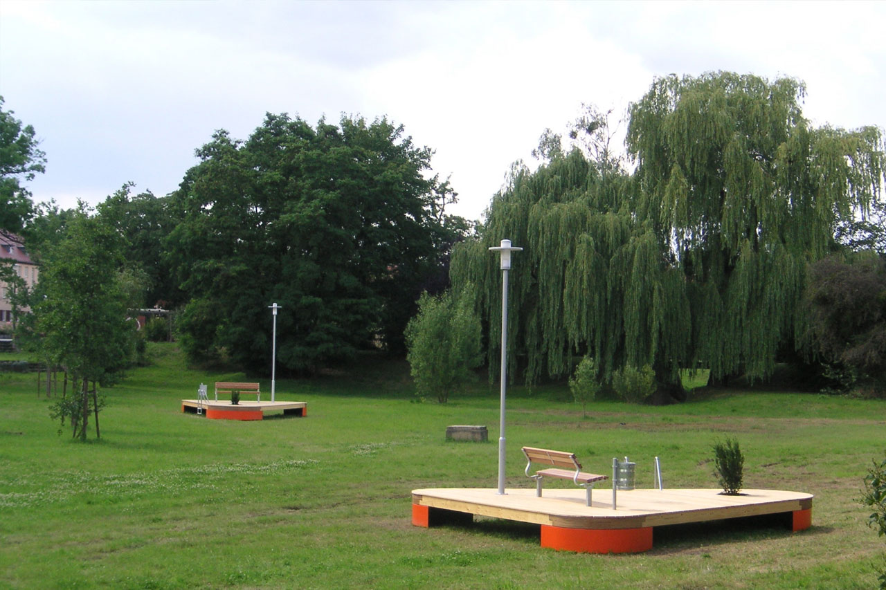 MÖBLIERUNG IM HUGO BÜRKNER PARK, DRESDEN